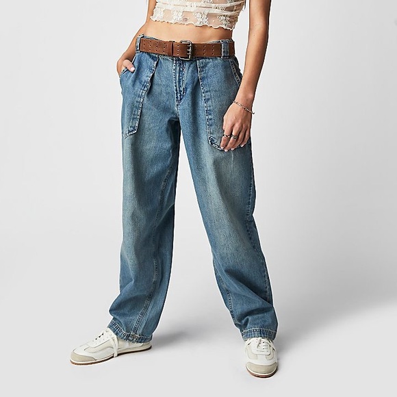 Free People Maeve Low-Slung Oversized Jeans - Picture 3 of 5